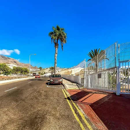 דירה One Bedroom Near Aqualand *
